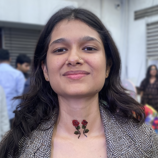 Real customer wearing Roses On My Whatsapp Forwards